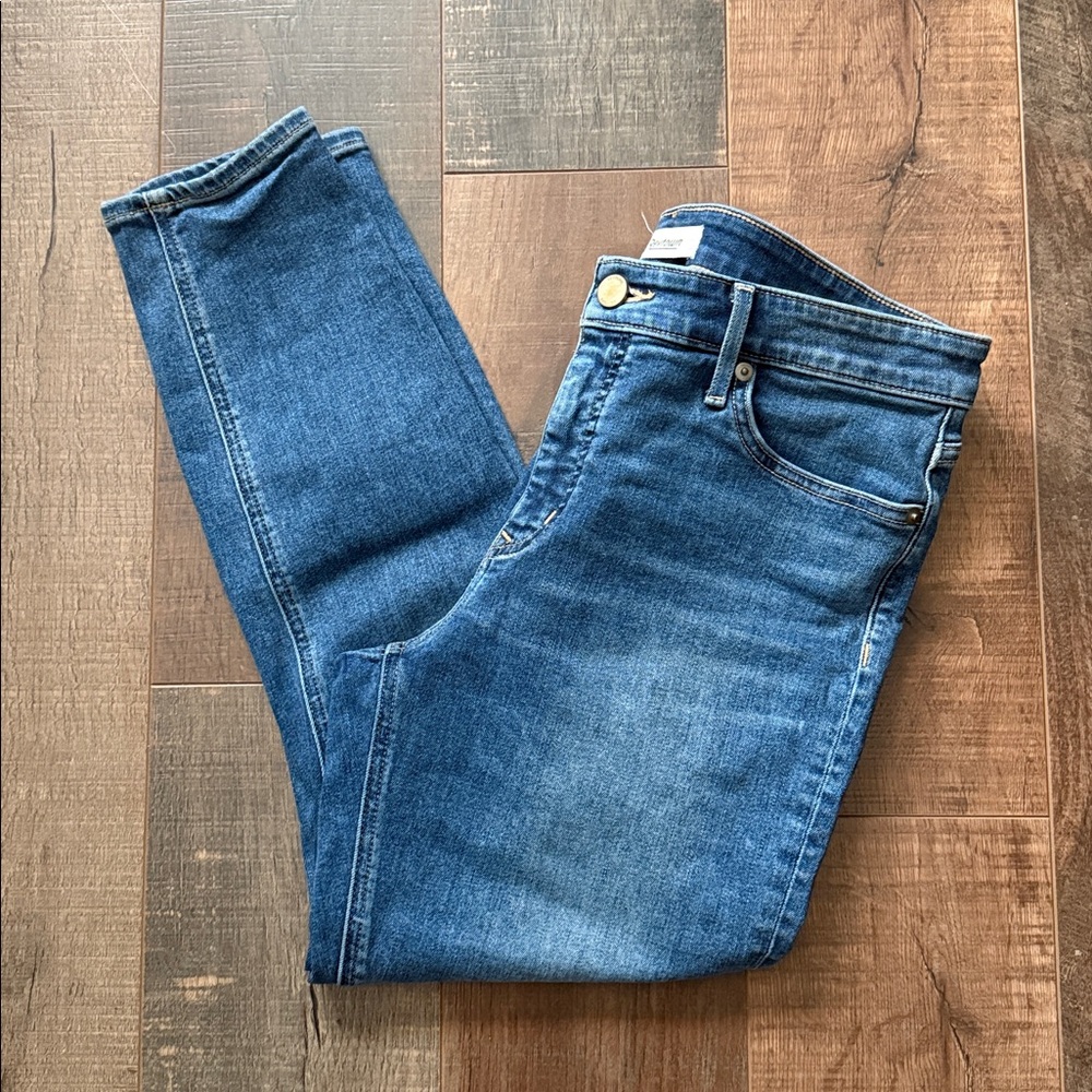Revtown Women's Skinny Blue‎ Jeans